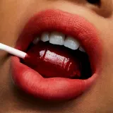 MAC Powder Kiss Помада для губ матовая пудровая, в стике, оттенок STYLE SHOCKED! (FN) — фото 2