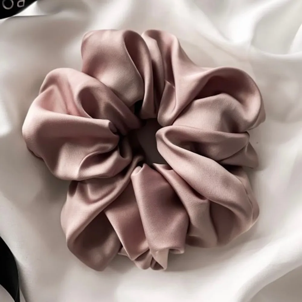Poshyou SCRUNCHIE MAXI резинка для волос тканевая, оттенок NUDE ROSE, 1 шт