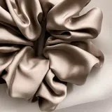 Poshyou резинка-скранчи MAXI MOCCA для волос, ширина 6,5 см, 1 шт — фото 3