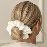 Poshyou Scrunchies Maxi Ecru резинка для волос тканевая бежевая ширина 6,5 см, 1 шт — фото 2