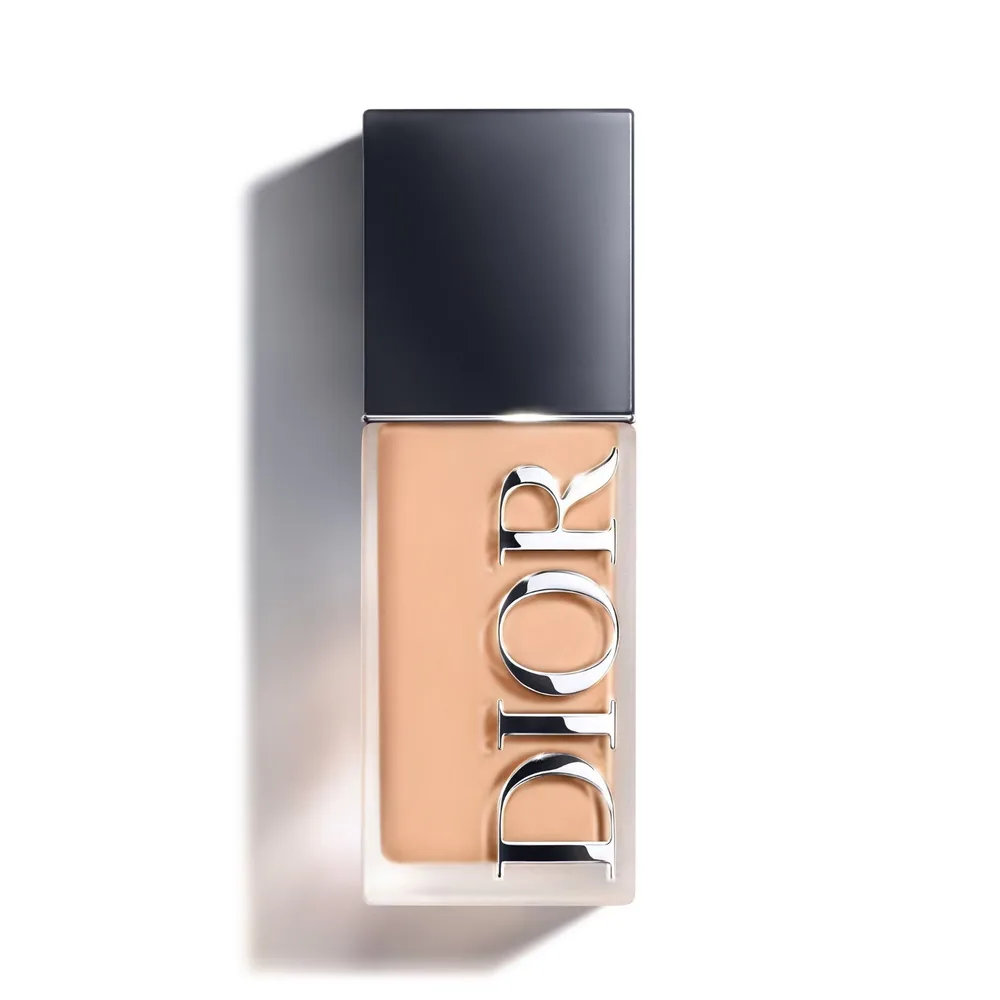 DIOR Skin Wear Тональный крем матовый разглаживающий 24 часа, оттенок 2 5