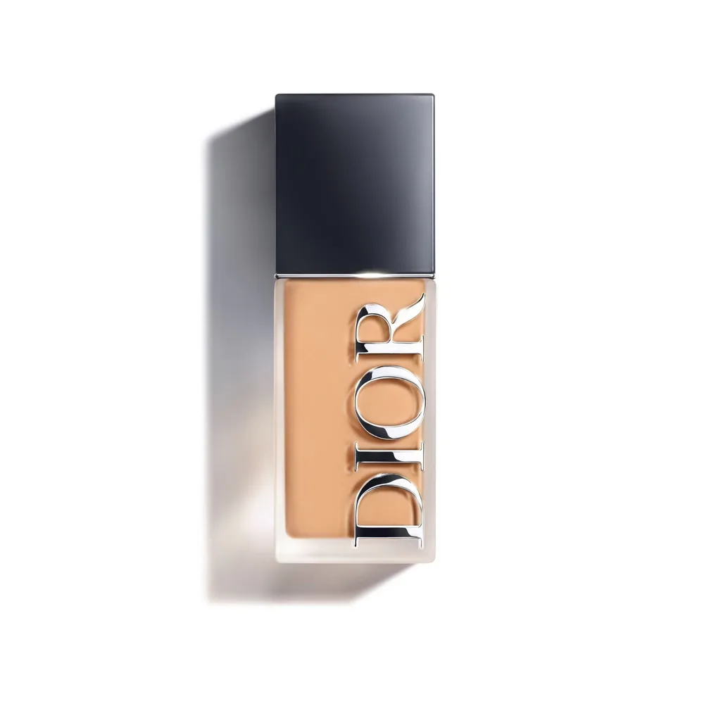DIOR Skin Wear Тональный крем матовый разглаживающий 24 часа, оттенок 3 WO