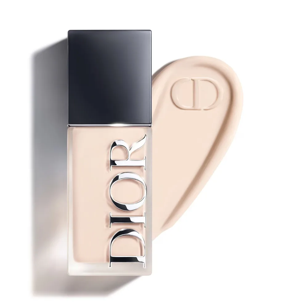 DIOR Skin Wear Тональный крем матовый разглаживающий 24 часа, оттенок undefined