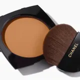 Chanel Les Beiges Healthy Glow Sheer Powder Пудра рассыпчатая невесомая, сменный блок, 12 г, оттенок B80 — фото 2