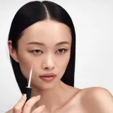 MAC Fix 36HR Smooth Angles Корректор для лица, 7 мл, оттенок 3 — фото 4