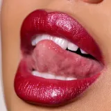 MAC Dazzlelips Помада-карандаш для губ, 1,5 г, оттенок 04 - RED HALO — фото 5