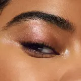 MAC Dazzleshadow Тени для век жидкие, 4,4 мл, оттенок 01 - NOT SCARED TO SпарKLE — фото 5