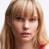 MAC Studio Radiance Тональный крем для лица и тела сияющий лёгкий, оттенок C 1 - C1 — фото 8