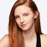 MAC Studio Radiance Тональный крем для лица и тела сияющий лёгкий, оттенок N 0 - N0 — фото 5