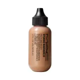 MAC Studio Radiance Тональный крем для лица и тела сияющий лёгкий, оттенок N 4 - N4 — фото 1