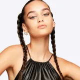MAC Studio Radiance Тональный крем для лица и тела сияющий лёгкий, оттенок N 4 - N4 — фото 3