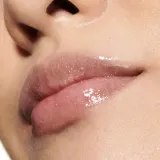 MAC Lipglass Air Блеск для губ, 5 мл, оттенок FROSTING — фото 2