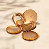 Sensai Silky Bronze Пудра компактная бронзирующая SPF 20, 8,5 г, оттенок SC04 - DARK — фото 3