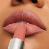 MAC MACximal Silky Matte Помада для губ матовая, оттенок 37 - VELVET TEDDY — фото 4