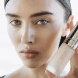 Dr Irena Eris Make Up Sensi Lume Serum Foundation, оттенок 300 — фото 3