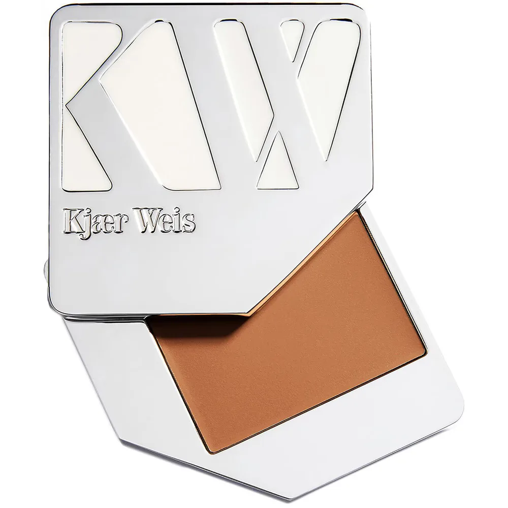 Тональный крем Kjaer Weis Cream Foundation, 100 мл