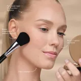 Anastasia Beverly Hills Smooth Blur Бронзер, 10 г, оттенок GOLDEN BEACH GLOW — фото 2