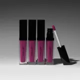 Губная помада Inglot POMADKA W PLYNIE HD MATTE, оттенок 15 — фото 3