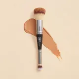IT Cosmetics Heavenly Luxe Nr 7 Кисть для тонального крема, 1 шт — фото 2