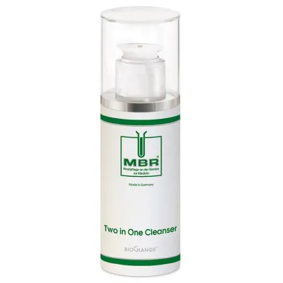 Очищающее молочко MBR Medical Beauty Research TWO IN ONE CLEANSER, 150 мл