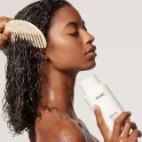 Кондиционер для волос для смывания Ouai Thick Hair Conditioner, 300 мл — фото 4