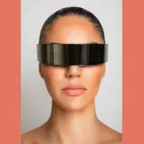 Delfy Cosmetics Губная помада в стике с эффектом сияния, оттенок LF111 - CREPE — фото 3