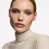Inglot Velvet Define Карандаш для губ 2 в 1 контурный и помада, сатиновый финиш, с точилкой, оттенок 69 - DUSTY ROSEWOOD — фото 3