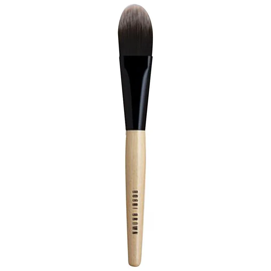Кисть для теней Bobbi Brown Foundation Brush, 1 шт