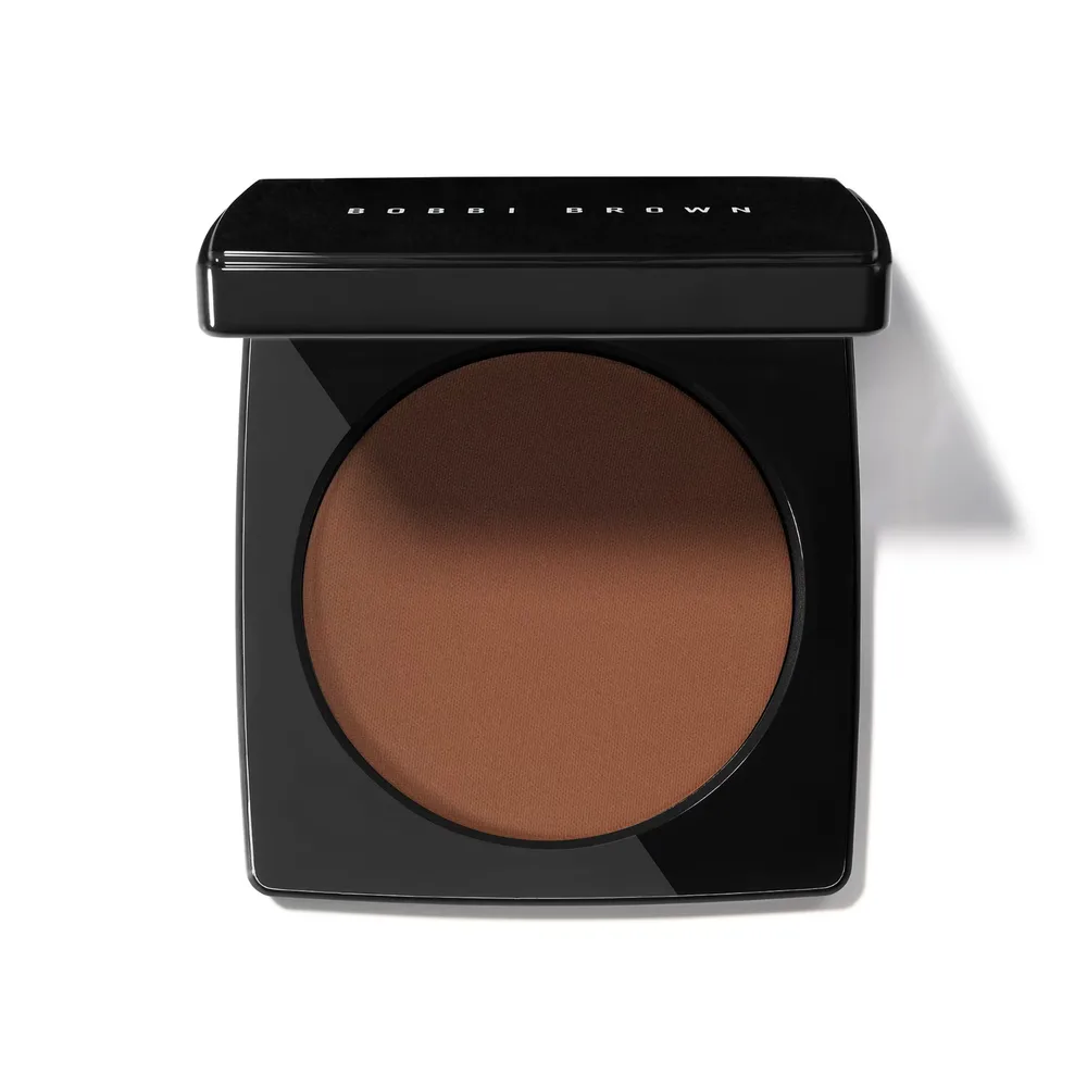 Бронзер для лица: Бронзер Bobbi Brown Bronzing Powder, оттенок Golden Deep