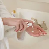 Olivanna Rosewater and Chamomile Cream Cleanser кремовое средство для умывания, 100 мл — фото 3