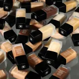 Chanel Ultra Le Teint тональный крем, 30 мл, оттенок B20 — фото 4