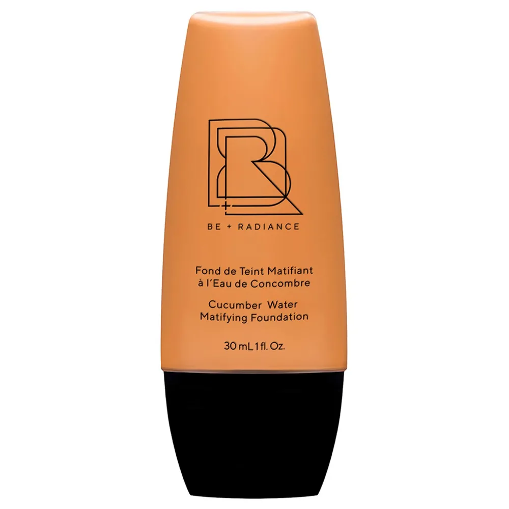 Тональный крем BE + Radiance Cucumber Water Matifying Foundation, оттенок 50 - DEEP TAN / WARM. SALE