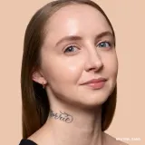 Тональный крем Bobbi Brown Weightless Skin Foundation SPF15, оттенок 11 - Neutral Sand — фото 3