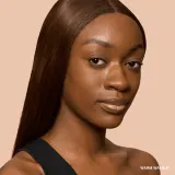 Тональный крем Bobbi Brown Weightless Skin Foundation SPF15, оттенок 42 - Warm Walnut — фото 2