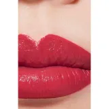 Помада для губ в стике Chanel ROUGE ALLURE L'EXTRAIT INTENSYWNA POMADKA. SKONCENTROWANY BLASK I PIELEGNACJA Z WYMIENNYM WKLADEM, оттенок 832 — фото 4