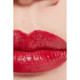 Помада для губ в стике Chanel ROUGE ALLURE L'EXTRAIT INTENSYWNA POMADKA. SKONCENTROWANY BLASK I PIELEGNACJA Z WYMIENNYM WKLADEM, оттенок 834 — фото 5