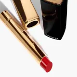 Помада для губ в стике Chanel ROUGE ALLURE L'EXTRAIT INTENSYWNA POMADKA. SKONCENTROWANY BLASK I PIELEGNACJA Z WYMIENNYM WKLADEM, оттенок 858 — фото 4