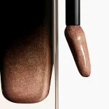 Chanel Rouge Allure Laque ультрастойкая блестящая жидкая помада для губ, 5,5 мл, оттенок 60 INFLEXIBLE — фото 4