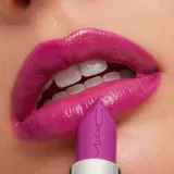 MAC MACximal сатиновая помада для губ, 3,5 г, оттенок VIOLET VAPOR — фото 2
