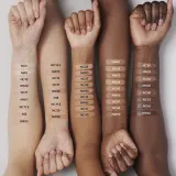 MAC Radiance 24HR Luminous Lift Concealer Корректор, 11 мл, оттенок NC40 — фото 3