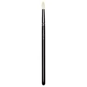 MAC 221S Mini Tapered Blending Brush мини-кисть для растушёвки теней, 1 шт