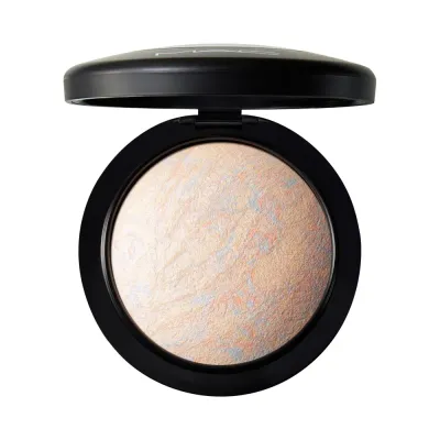 MAC Mineralize Skinfinish Хайлайтер, 10 г, оттенок Lightscapade