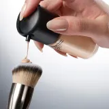 MAC Fix Fluid SPF 15 24HR Matte Foundation + Oil Control Тональный крем матирующий, оттенок C55 — фото 5