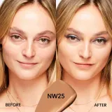 MAC Fix Fluid SPF 15 24HR Matte Foundation + Oil Control Тональный крем матирующий, оттенок NW25 — фото 4