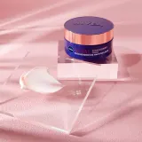 NIVEA Vital Сияющая кожа крем для лица ночной против морщин с маслом розы и креатином 50 мл, для зрелой кожи — фото 7