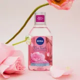 NIVEA Rose Touch двухфазная мицеллярная вода с органической розовой водой для снятия водостойкого макияжа, средство для демакияжа лица, 400 мл — фото 2