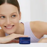 NIVEA 24H Крем для лица ночной питательный, с миндальным маслом и пантенолом, для сухой и чувствительной кожи, 50 мл — фото 4