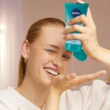 NIVEA Гель для умывания лица против несовершенств, с экстрактом магнолии и молочной кислотой, для кожи, склонной к чёрным точкам, 150 мл — фото 3