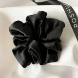 Poshyou Pure Black резинка для волос шелковая большая черная, 1 шт — фото 2