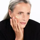 Lancome Absolue Longevity MD Reset Сыворотка для лица антивозрастная, с уролитином и пептидами, для зрелой кожи, 50 мл — фото 6